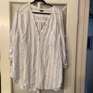 Torrid  Pull-On Flowy Top